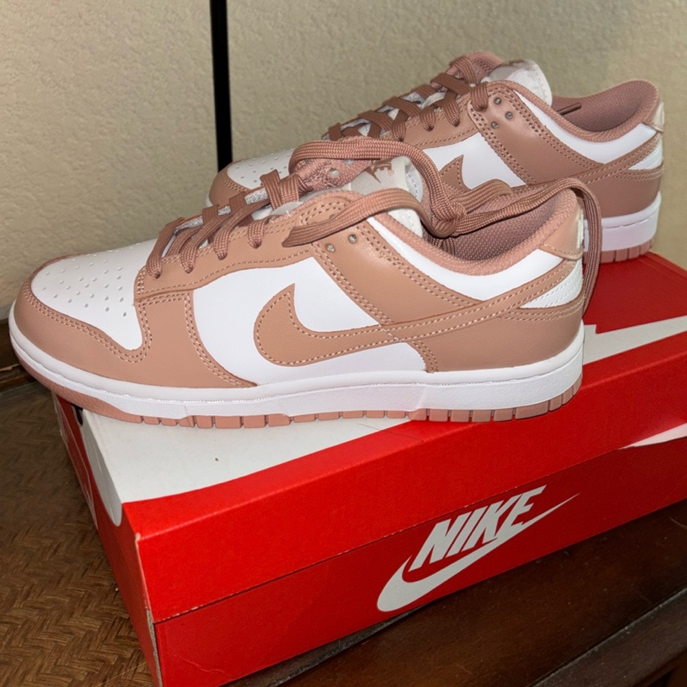 New women Nikes